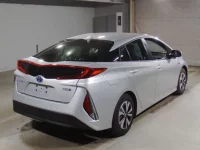 Toyota PRIUS PHV лот № 80010 оценка 4  с аукциона в Японии 1