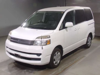 Toyota VOXY  с аукциона в Японии
