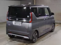 Nissan ROOX лот № 3092 оценка 4  с аукциона в Японии 1