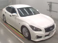 Nissan FUGA лот № 10369 оценка 4  с аукциона в Японии 4