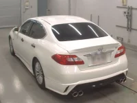 Nissan FUGA лот № 10369 оценка 4  с аукциона в Японии 5