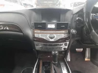 Nissan FUGA лот № 10369 оценка 4  с аукциона в Японии 8