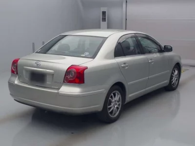 Toyota AVENSIS SEDAN
