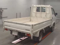 Mazda BONGO лот № 30468 оценка 3.5  с аукциона в Японии 1