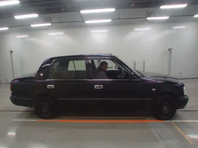 Toyota CROWN COMFORT