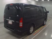 Toyota HIACE VAN лот № 30311 оценка R  с аукциона в Японии 1