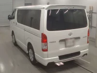Toyota HIACE VAN лот № 36030 оценка 5  с аукциона в Японии 5