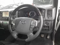 Toyota HIACE VAN лот № 36030 оценка 5  с аукциона в Японии 6