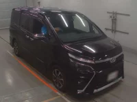 Toyota VOXY лот № 30021 оценка 4  с аукциона в Японии 4