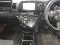 Toyota WISH лот № 50015 оценка R  с аукциона в Японии 8