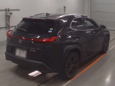 Lexus UX  с аукциона в Японии