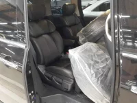Nissan ELGRAND лот № 30160 оценка 4  с аукциона в Японии 9