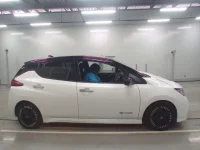 Nissan LEAF лот № 30001 оценка 4  с аукциона в Японии 2
