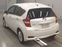 Nissan NOTE лот № 30091 оценка 3  с аукциона в Японии 5