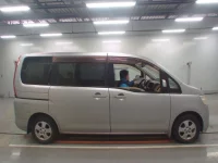 Nissan SERENA лот № 10063 оценка 3.5  с аукциона в Японии 2
