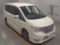 Nissan SERENA лот № 30029 оценка 4.5  с аукциона в Японии 4