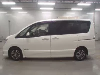 Nissan SERENA лот № 30029 оценка 4.5  с аукциона в Японии 3