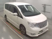 Nissan SERENA лот № 30039 оценка 4  с аукциона в Японии 4