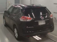 Nissan X-TRAIL лот № 30002 оценка 4  с аукциона в Японии 5