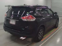 Nissan X-TRAIL лот № 30191 оценка R  с аукциона в Японии 1
