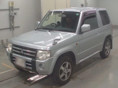 Mitsubishi PAJERO MINI