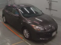 Mazda AXELA лот № 10047 оценка 3.5  с аукциона в Японии 4