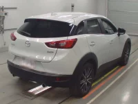 Mazda CX-3 лот № 30035 оценка 4  с аукциона в Японии 1