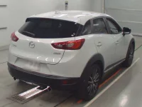 Mazda CX-3 лот № 30078 оценка 4  с аукциона в Японии 1
