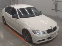 BMW 3-Series лот № 38008 оценка RA  с аукциона в Японии 4