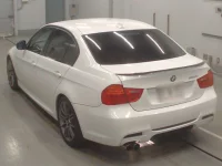 BMW 3-Series лот № 38008 оценка RA  с аукциона в Японии 5