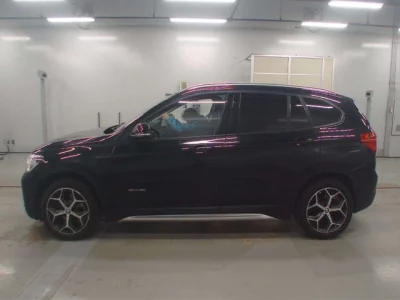 BMW X1  с аукциона в Японии