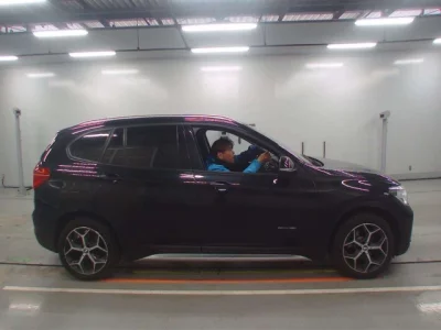 BMW X1  с аукциона в Японии