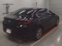Mazda MAZDA3 лот № 30185 оценка R  с аукциона в Японии 1