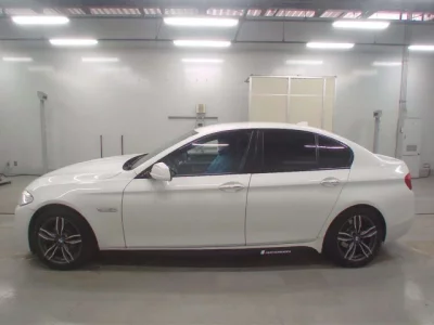 BMW 5-Series  с аукциона в Японии