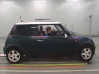 BMW MINI лот № 38013 оценка 4  с аукциона в Японии 2