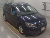 Volkswagen GOLF TOURAN лот № 38015 оценка 3.5  с аукциона в Японии 4