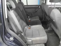 Volkswagen GOLF TOURAN лот № 38015 оценка 3.5  с аукциона в Японии 9