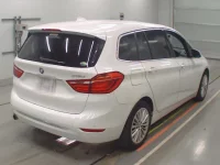 BMW 2-Series лот № 38037 оценка 4  с аукциона в Японии 1