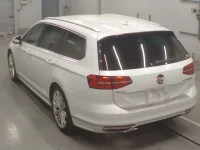 Volkswagen PASSAT VARIANT лот № 38041 оценка 4  с аукциона в Японии 5