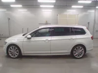 Volkswagen PASSAT VARIANT лот № 38041 оценка 4  с аукциона в Японии 3