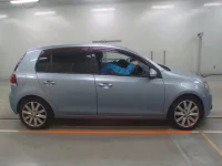 Volkswagen GOLF лот № 38036 оценка 3.5  с аукциона в Японии 2