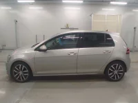 Volkswagen GOLF лот № 38021 оценка 4  с аукциона в Японии 3