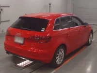Audi A3 лот № 38039 оценка 4  с аукциона в Японии 1