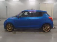 Suzuki SWIFT лот № 30005 оценка R  с аукциона в Японии 3