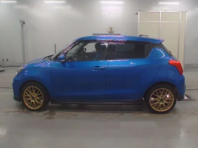 Suzuki SWIFT  с аукциона в Японии