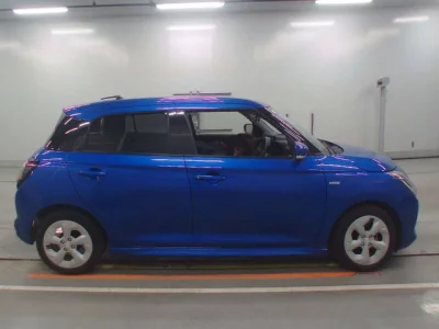 Suzuki SWIFT  с аукциона в Японии