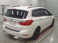 BMW 2-Series лот № 38073 оценка 5  с аукциона в Японии 1