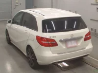 Mercedes-Benz B CLASS лот № 38086 оценка 4  с аукциона в Японии 5