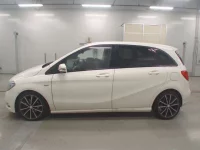 Mercedes-Benz B CLASS лот № 38086 оценка 4  с аукциона в Японии 3