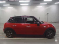 BMW MINI лот № 38069 оценка 4  с аукциона в Японии 2